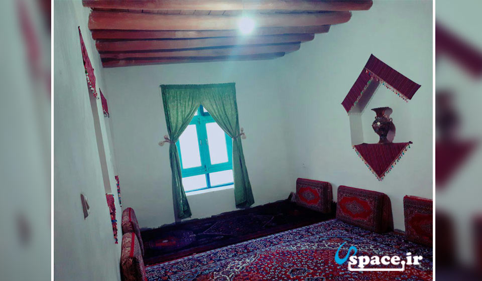 اتاق سنتی اقامتگاه بوم گردی نیشتمان - سنندج - روستای دولاب